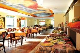 Helles Restaurant im Hotel Bursztyn