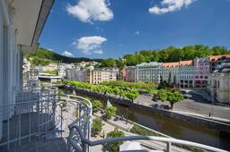 Panoramablick auf das Hotel Elefant
