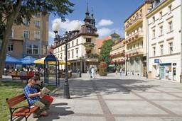 Kurhaus Dom Zdrojowy, malerische Umgebung in Cieplice