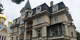 Außenansicht des Hotels Shuum