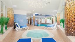 Whirlpool im St. Lukas Sanatorium & SPA