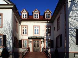 Herrenhaus von Löw — Bild 1